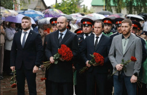 В понедельник, 22 июня, глава региона вместе с Героем России Денисом Портнягинымоценил развитие Клявлинского района, обсудил его дальнейшее развитие с членами Правительства и руководством муниципального образования, встретился с жителями и посетил ряд со