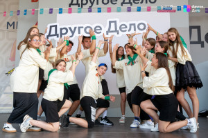 В Самарской области участниками сервиса «Другое Дело» Президентской платформы «Россия – страна возможностей» стали 223 300 жителей. Они выполнили 633 000 полезных заданий и накопили за их выполнение более 186 млн баллов.