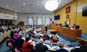 На заседании областного парламента губернатор Вячеслав Федорищев подвел итоги совместной работы и обозначил приоритеты