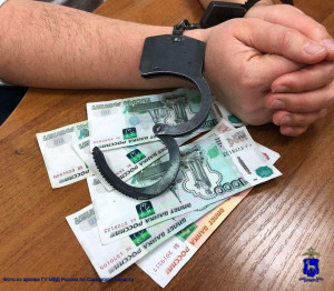 В Тольятти злоумышленник на протяжении недели обманывал двух несовершеннолетних
