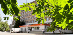 Современное модульное здание расширит возможности для оказания экстренной медицинской помощи пациентам Самарской городской клинической больницы 1 им.Н.И. Пирогова. 