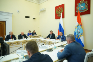 В среду, 1 июля 2026 года, комитет Государственной Думы Российской Федерации по строительству и жилищно-коммунальному хозяйству работал в Самаре. 