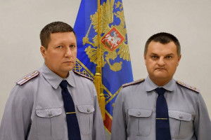 Сотрудники УФСИН России по Самарской области пришли на помощь семье на дороге