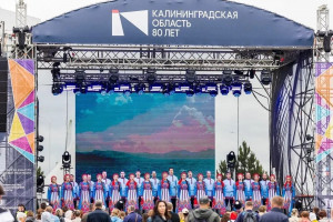 С 3 по 10 июля 2026 года Государственный академический Волжский русский народный хор имени Петра Милославова выступил на семи площадках Калининграда и Калининградской области с концертной программой «Волга-русская душа».