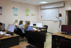 Более 2000 жителей Самарской области с начала года приступили к обучению по национальному проекту «Кадры».  