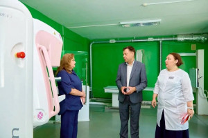 Аппарат КТ, флюорограф и другая медтехника: в Жигулёвске обсудили развитие материальной базы больницы