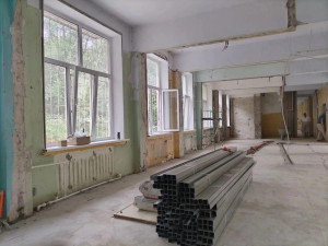 Работы по ремонту в  Самарской больнице №6 начались в начале июня 2026 года, завершить планируется в октябре текущего года.