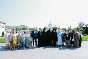 В среду, 22 июля, губернатор Вячеслав Федорищев работает в селе Винновка Ставропольского муниципального района.