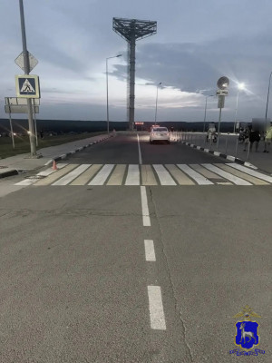 В Красноглинском районе Самары подросток на питбайке сбил двух маленьких девочек