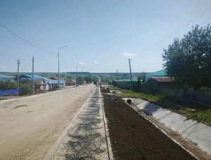 В Сергиевском районе по национальному проекту «Инфраструктура для жизни» завершается капитальный ремонт автомобильной дороги, ведущей к селу Захаркино.
