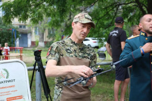 В Самаре продолжается масштабный волонтёрский проект «Экопатриот». Его ключевая цель — сбор средств на гуманитарную помощь военнослужащим специальной военной операции и организация надёжной, адресной доставки необходимого «за ленточку».