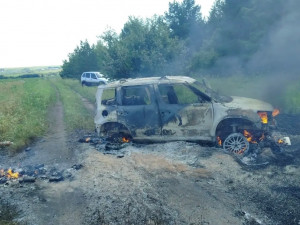29 июля шигонские лесники выехали на пожар. Поступило сообщение о задымлении в районе села Горбуновка — загорелся автомобиль в 20 метрах от лесничества.
