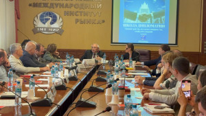 В Самаре на площадке Университета МИР завершился двухдневный образовательный интенсив «Школа дипломатии». Участниками стали студенты, предприниматели, представители некоммерческих организаций и государственные служащие.