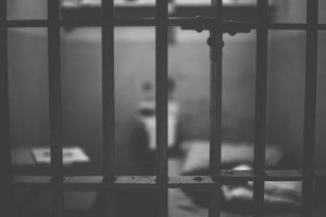 Житель Кинельского района, забивший приятеля до смерти, получил 5 лет лишения свободы