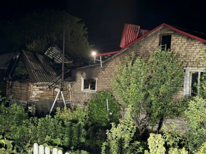На 170 кв. метрах в Большечерниговском районе горел частный дом