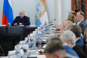 Губернатор Самарской области Вячеслав Федорищев провел оперативное совещание. Одной из тем стала подготовка к предстоящему отопительному сезону.