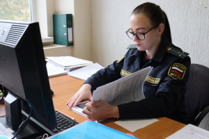 Благодаря судебным приставам Самарской области бывший работник одной из строительных организаций получил положенные ему денежные средства в размере почти 350 тысяч рублей.