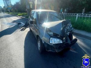 В Самаре столкнулись две легковушки и грузовик