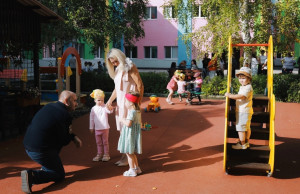 В пятницу, 4 сентября, губернатор Вячеслав Федорищев работал в Волжском районе, в поселке городского типа Рощинский.