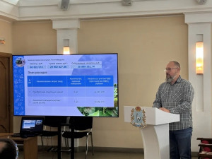 Восемь заявителей представили конкурсной комиссии бизнес-планы по развитию проектов по растениеводству, мясному животноводству, рыбоводству.