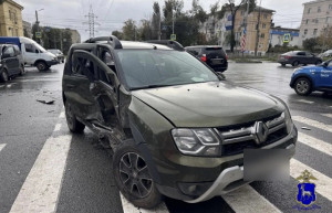 В Советском районе Самары пострадал пассажир автомобиля