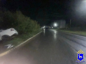 Смертельное ДТП в Октябрьске - водитель врезался в столб