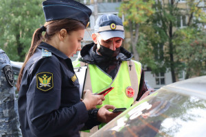 Судебные приставы взыскали 660 тысяч рублей с нарушителей ПДД в Самарской области
