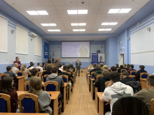 В Самаре состоялась серия встреч молодежи с лектором Российского общества «Знание», первым вице-президентом Ассоциации «Группы «Вымпел», полковником запаса, кавалером ордена Мужества Владимиром Силантьевым.