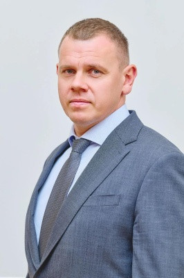 С 24 октября временно исполняющим полномочия главы администрации Куйбышевского района города Самары назначен Владимир Чванов.