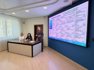 Спикером семинара выступил начальник отдела правового обеспечения Управления Росреестра по Самарской области Константин Минин.
